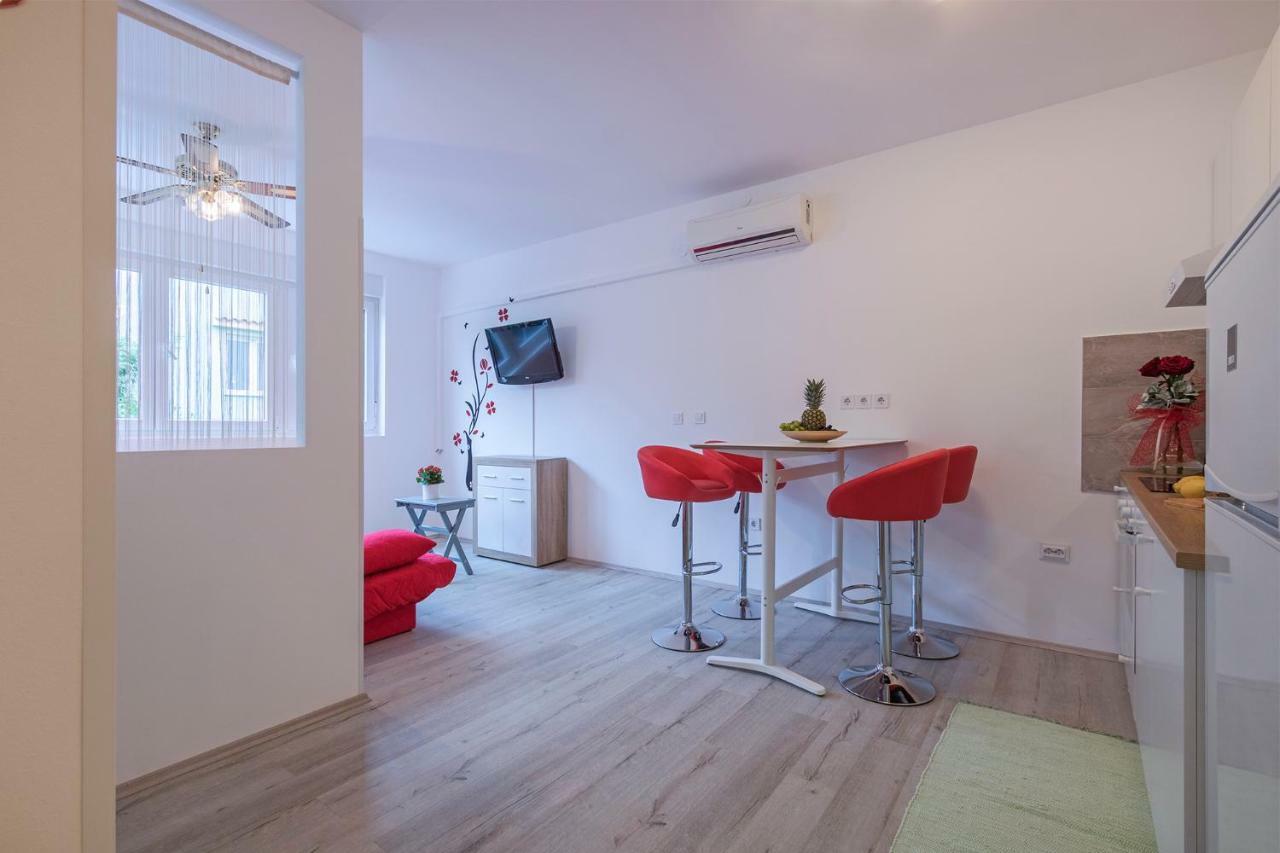 Apartment Danijela I 普拉 外观 照片