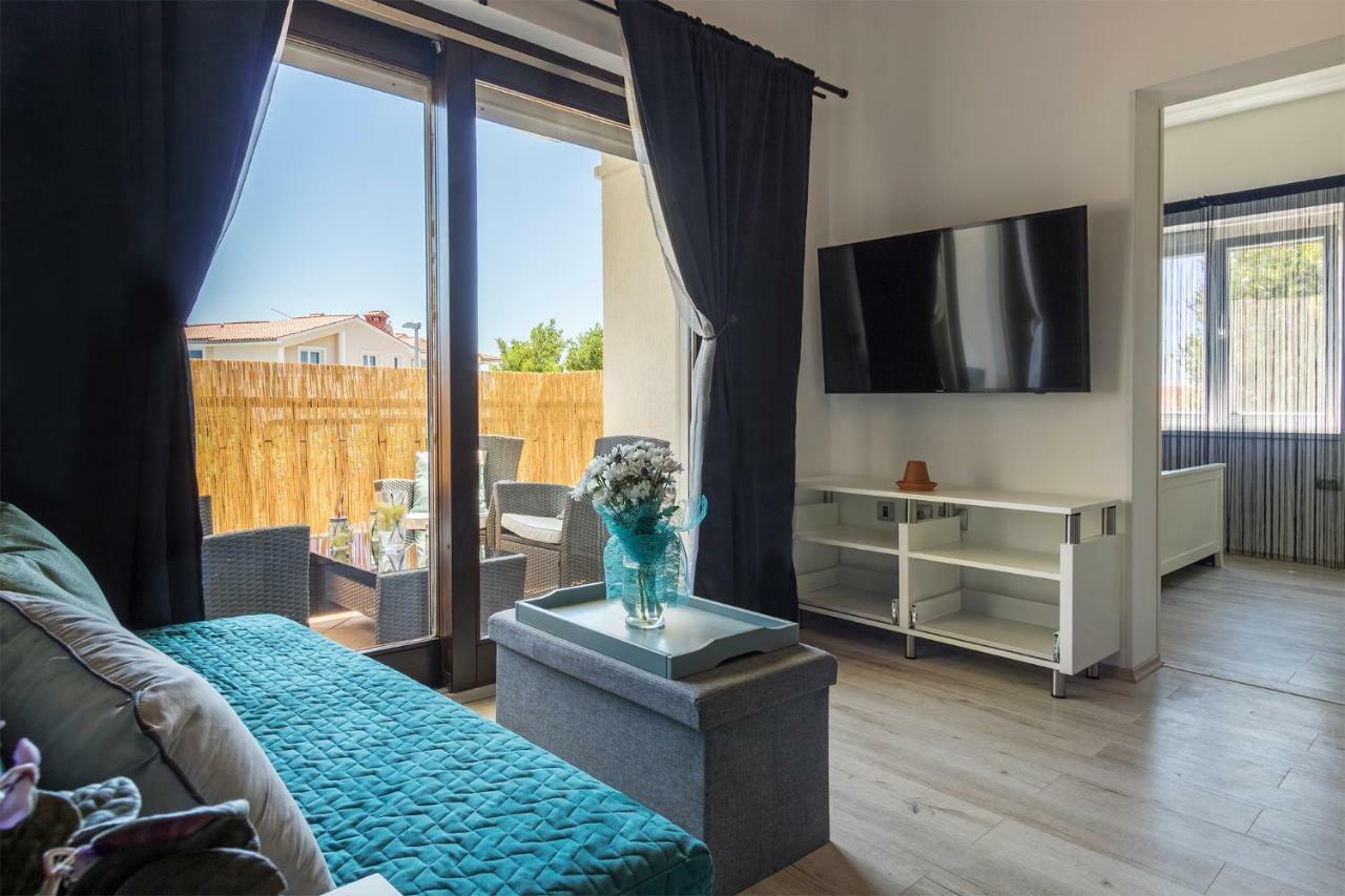 Apartment Danijela I 普拉 外观 照片